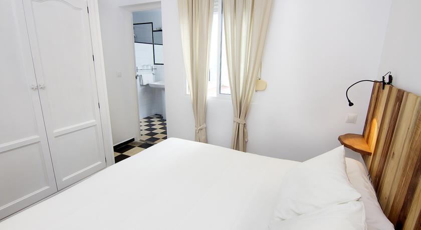 Hotel Finlandia マルベーリャ 部屋 写真